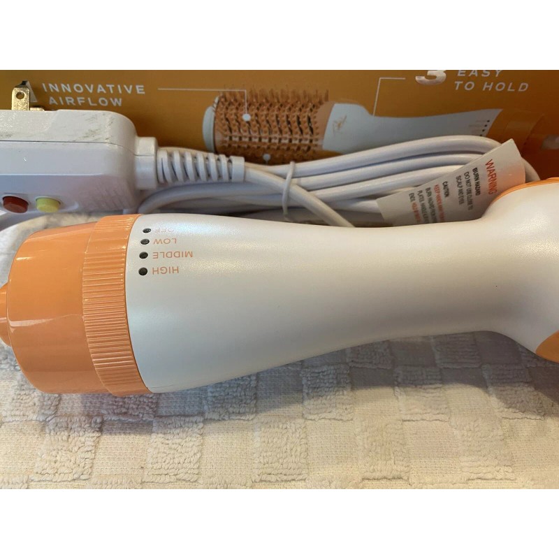 Tidal Hair ￼ Salon Quality Blowout From Home￼ Brush