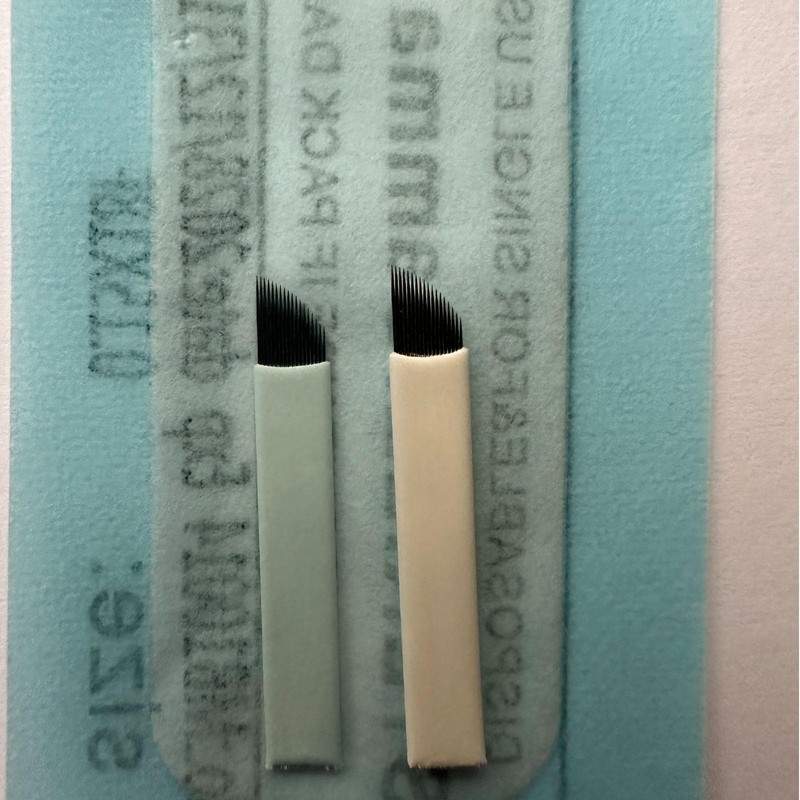 30pcs White Microblading Blades 18pins Nano .15mm Professional Microblade for