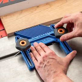 Adjustable Featherboard (11/16 Inch) - Sturdy ABS Plastic Made Table Feather Board to Keep Workpiece Tight Against the Fence - Easy-to-use Featherboards for Table Saw, Bandsaw, & Router Table Routing