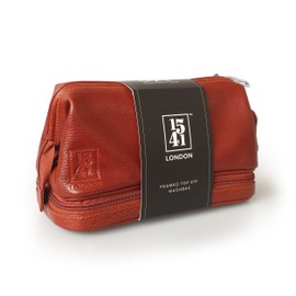 1541 London Hand-Crafted Frame Top Zip Leather Travel Washbag (Tan Brown)