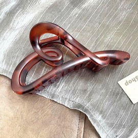 MILANA Hair Clip, Large Heart-Shaped Hair Clip, Barrette, Hair Clip, Hair Accessory, For Adults, Cute, Elegant, Lightweight, Strong, Hair Ornament, Korean Style, Hair Clip, Hair Clip, For Daily Use
