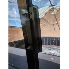 GM 25919182 Silverado Back Window Rear Latch Hook Clip Sliding Glass Reveal