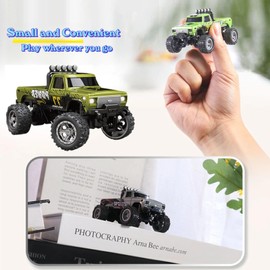 Mini RC Monster Truck, Mini Truck Toy, 1/64 Scale Alloy RC Toy Car 4x4 with Trailer Box, Aerospace-Grade Alloy Construction, Powerful Off-Road Performance, Designed for Collectors (Green)