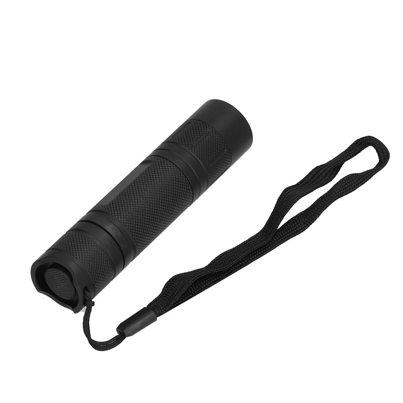 IR Flashlight Zoomable IPX54 Waterproof Anti Reverse Connection Comfortable Grip