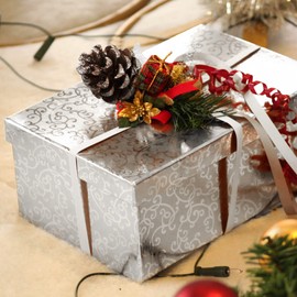 com-four® 30x pine cones with silver-colored glitter - pine cones as Christmas decoration - cone decoration with glitter - scatter decoration - handicraft set (30 pieces - silver-colored)