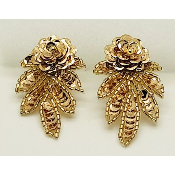 Unbranded Handmade gold seed beaded & sequins clip on party