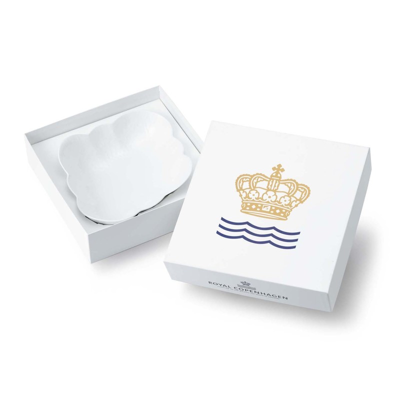 Royal Copenhagen 1016963 White Palmette Flower Bowl, 10.2 inches (26