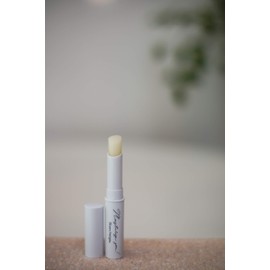 BlancNeige Lip Balm Contains Natural Vitamin E Royal Jelly for a gentle lip balm that protects from dryness