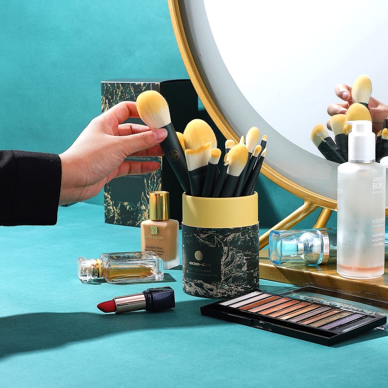 EIGSHOW Makeup Brushes 18pcs Professional Makeup Brush Travel Set with
