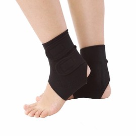 Bonvie Fußgelenkbandage Knöchelstützbandage vermeidet Fehlbewegungen des Fußes. Sie stabilisiert das Fußgelenk und verringert die Belastung. Für Männer und Frauen