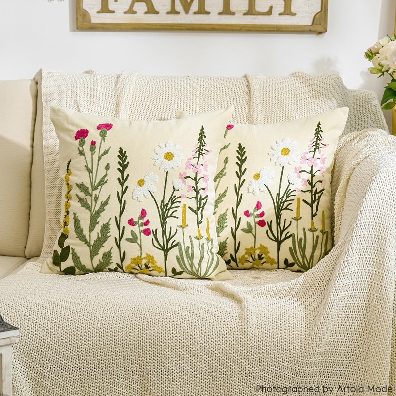 Artoid Mode Antique Herbs Wild Flower Spring Cushion Covers Set