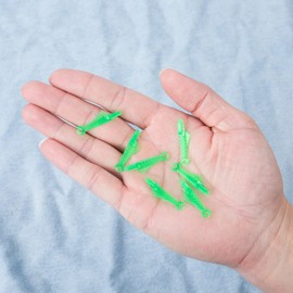 PAGOW 100pcs Sewing Needle Inserter, Fish Type Sewing Machine Automatic Needle Threader, Quick Sewing Threader Needle DIY Tool for Small Eyes, Embroidery Floss, Sewing Plastic Wire Loop(1 1/4 inch)