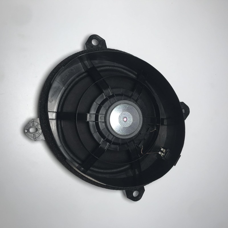 Toylexap 86160-0e340 at Speaker Front for:Highlander,Grand Highlander,Sienna,Tacoma,Tundra/Sequoia