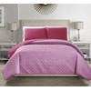 Embossed Pink Reversible Bedspread/Quilt Set King
