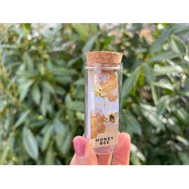 Bee Earrings - Nature-Inspired 18K Gold Bee Studs - Hypoallergenic Jewelry for Nature Lovers - Honeybee Earrings 18K Gold - Unique Bee Jewelry - Small Insect Earrings Gold