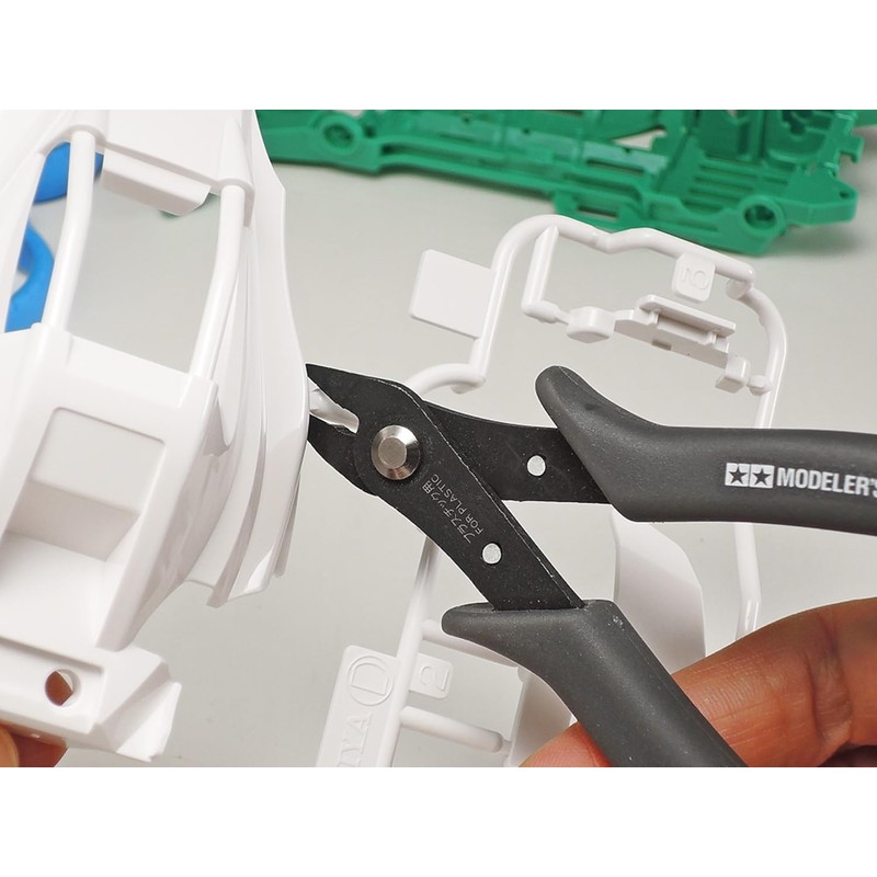 TAMIYA Modeler Alpha 69945 Side Cutters White - Model Building,