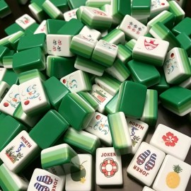 Christmas Red American Travel Beach Supplies Travel 4 Layer Engraved Acrylic Luxury 160 Set America Mahjong TilesColor: Ocean Green