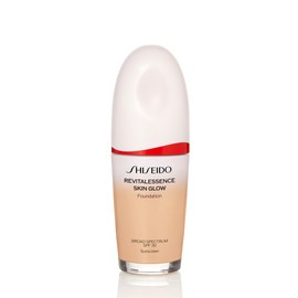 Shiseido RevitalEssence Skin Glow Foundation SPF 30, 150 Lace - Buildable, Medium Coverage - 24-HR Hydration & 12-HR Wear - Transfer, Crease & Fade Resistant - Non-Comedogenic - All Skin Types