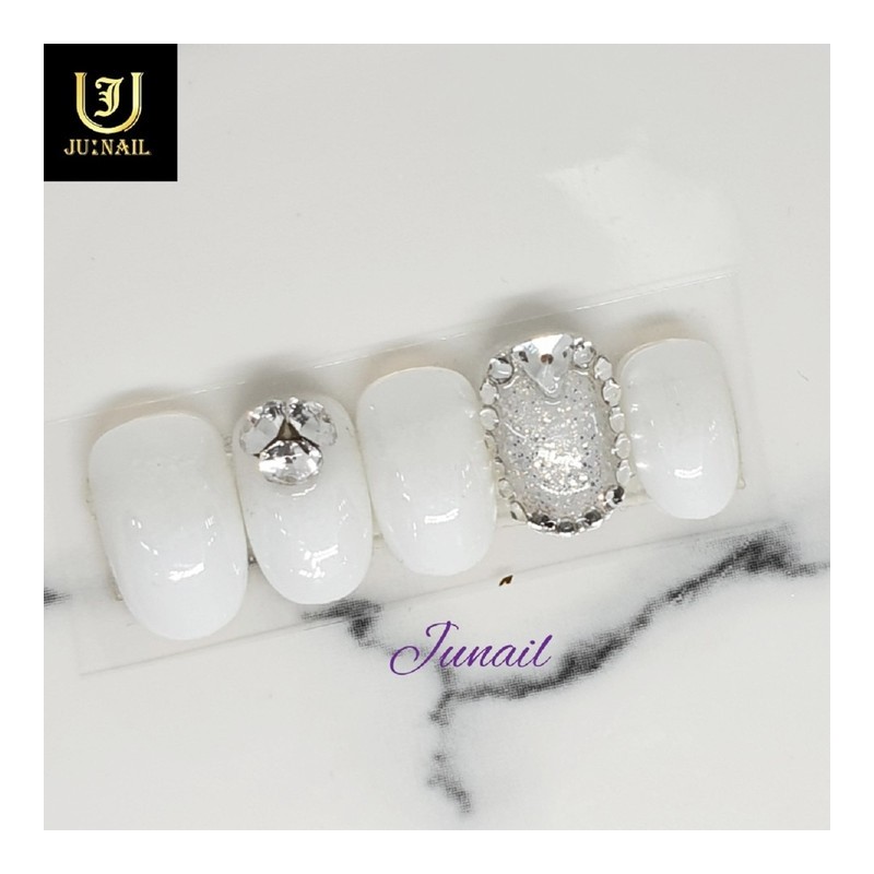 Milk Gras Handmade Nail Tips - Short Oval / 우유빛그라