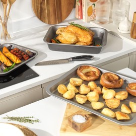 Salter Essentials 35cm Baking Tray & 36cm Roaster - Non-Stick Coating, Rectangular Oven Sheet, Dishwasher Safe, Easy to Clean, Made in The UK, Durable Chip/Cookie Tray, Lightweight, PFOA-Free