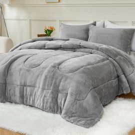 YIYEA Faux Fur Comforter Set King Size, Luxury Ultra Soft Fuzzy Comforter, Fluffy Plush Velvet Bedding Comforter Sets for Fall Winter, Cozy Warmth, No Shedding, 3PC, Light Grey