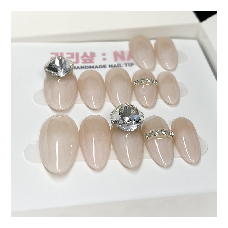 Nude Classic Handmade Nail Tips - Short Almond / 누드