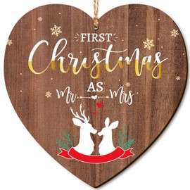 First Christmas as Mr and Mrs Wooden Hanging Heart Plaque and Greeting Card Couples of Family Together Xmas Christmas Tree Bauble Decoration Ornament for 1st Wedding Gifts Keepsake