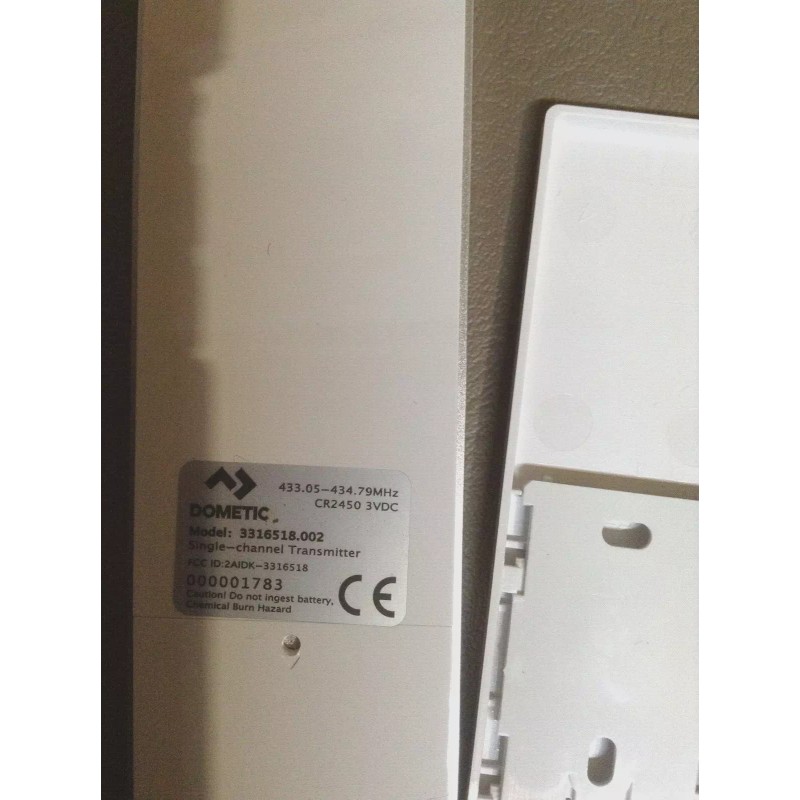 DOMETIC 3316554.000 POWER AWNING PRO REMOTE CONTROL & WIRELESS RECEIVER
