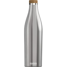 SIGG Meridian Brushed drinking bottle (0.7 L), pollutant-free and leak-proof water bottle made of stainless steel, double-wall insulated bottle for cold and hot drinks