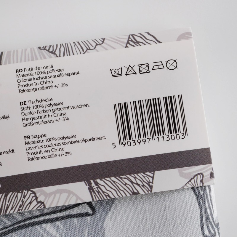 ESSEX - Stems Tablecloth 145 x 220 cm, 100% Polyester,