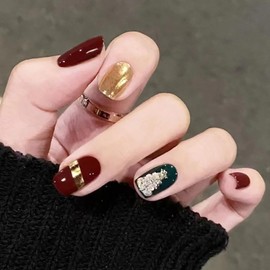 Christmas Press on Nails Short 24Pcs Red Artificial Short Square Fake Nails for Winter Glossy Gold False Nails with Xmas Tree Designs Full Cover Glue Acrylic Fingernails for Women Girls