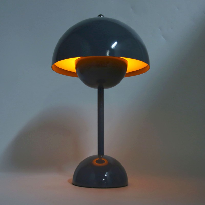 Cordless Table Lamp Iron Touch Dimmable USB Rechargeable Modern LED