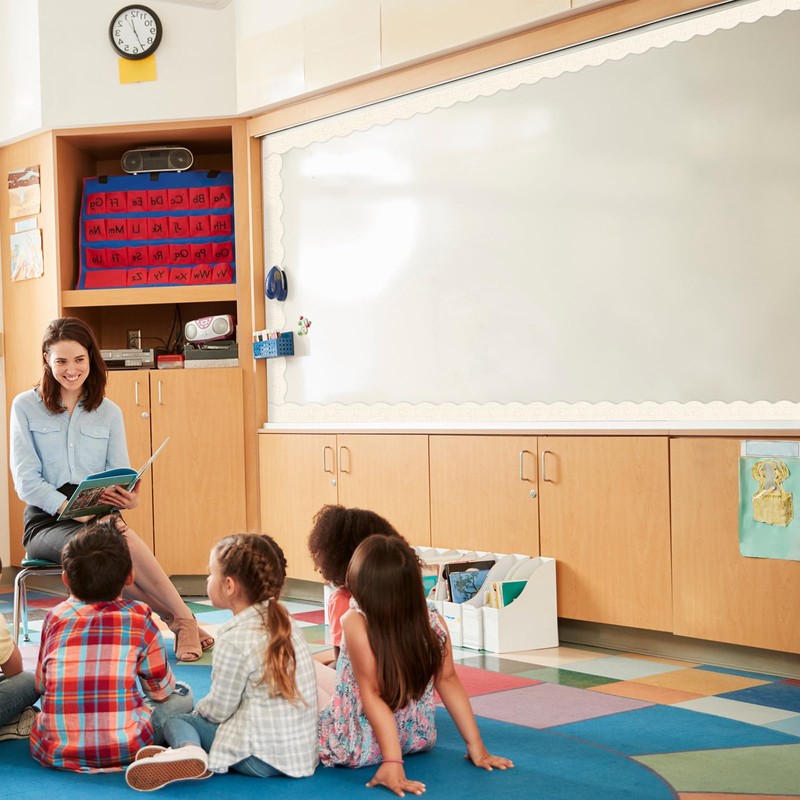 Fullhawl 65.6 Ft White Linen Bulletin Board Border, Classroom Scalloped
