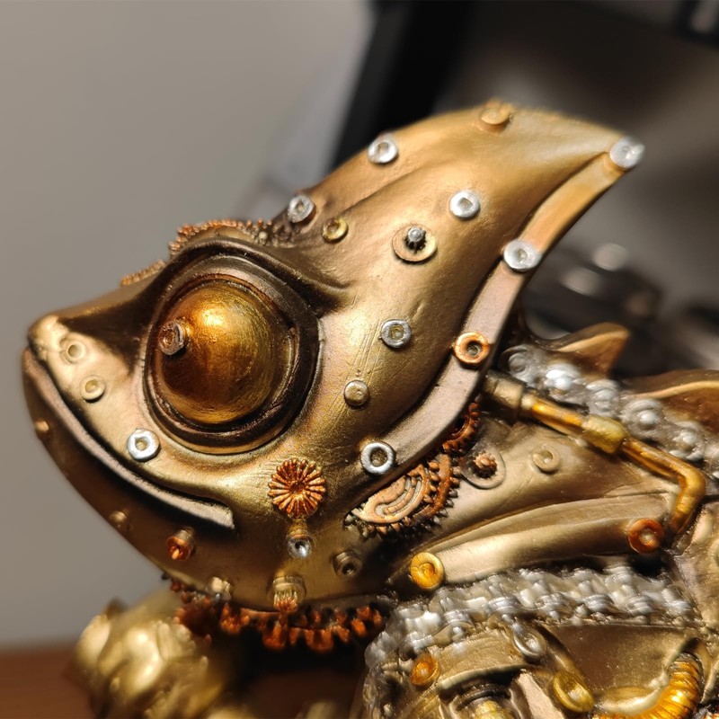 GENUINQ Steampunk Lizard Chameleon Statue Hand Painted Sculpture Resin Cyborg