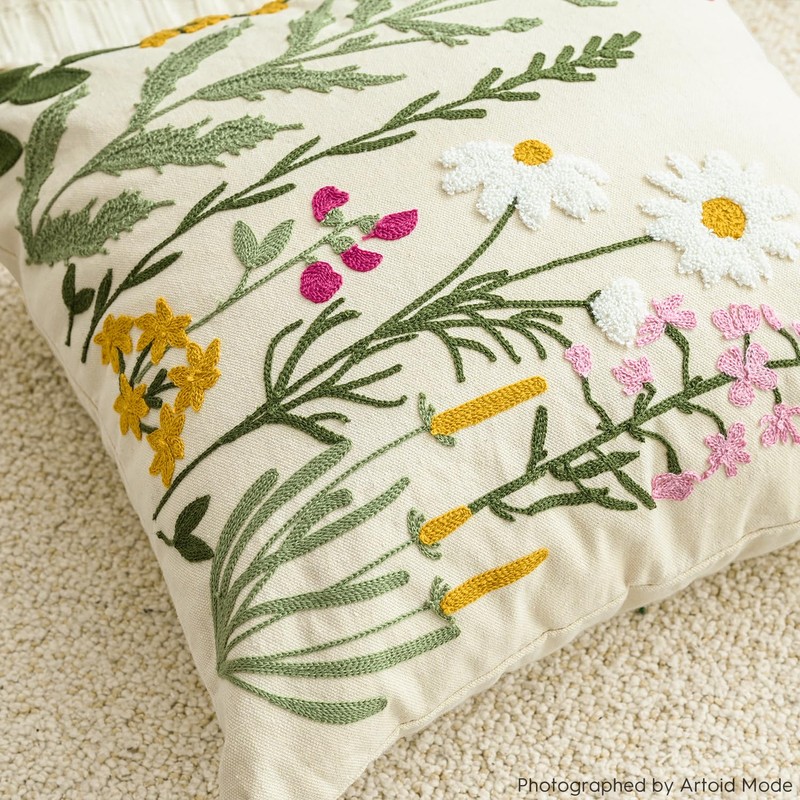Artoid Mode Antique Herbs Wild Flower Spring Cushion Covers Set