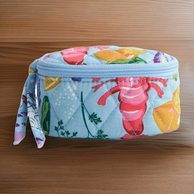Vera Bradley Mini Zip Case Seafood Boil Makeup Train Cosmetic