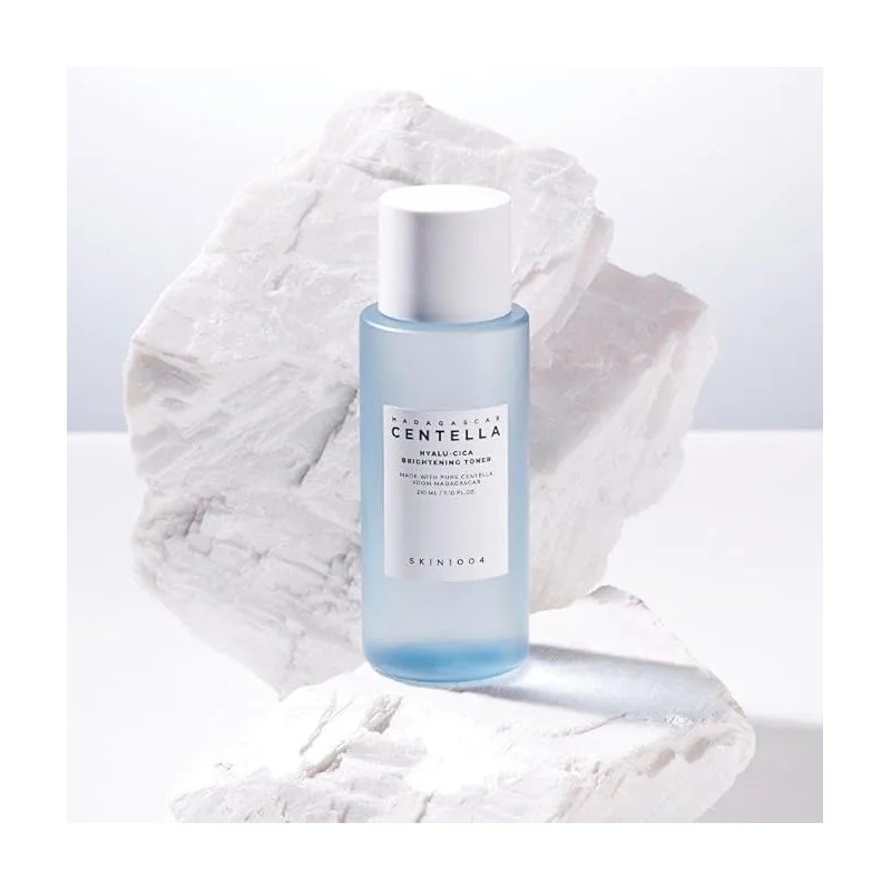 Skin1004 Madagascar Centella Hyalu-cica Brightening Toner Todo Tipo De Piel
