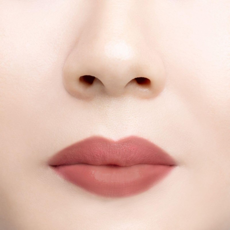 MiMC Mineral Crayon Lip Lipstick 03 Lady Brown