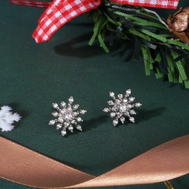 Lauren-Spencer Christmas Earrings for Women Girls Holiday Earrings Studs Cute Poinsettia Flower Christmas Ball Snowflake Snowman Stud Earrings for Women Christmas Jewelry Gift (Snowflake Earrings Style A)