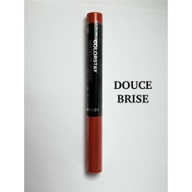 Revlon ColorStay Matte Lite Crayon Lipstick  - NEW - 001 tread lightly douce brise