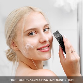 Meina Naturkosmetik - Schwarze Seife mit Aktivkohle gegen Pickel, Naturseife für fettige und unreine Haut ohne Palmöl, Zertifiziert, Vegan, Nachhaltig, Handgemacht, Wie ein festes Duschgel - 100g