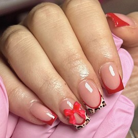 Press on Nails Short Square Fake Nails with Leopard Bow Designs Red FrenchTip Nails Press ons Glossy Glue on Nails Nude False Nails Artificial Stick on Nails for Women 24Pcs