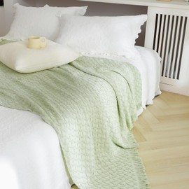 Simple&Opulence 100% Cotton Throw Blanket for Couch, Bed, Waffle Weave Knit Blanket with Tassels, Soft Lightweight Pre-Washed Breathable Comfy Blanket Farmhouse Decor for All-Season(Sage Green)