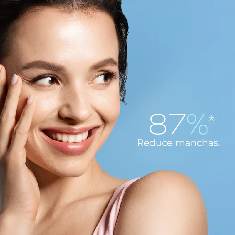 Kiotis Suero Facial Aclarante Concha Nácar + Vitamina C 18ml