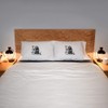 2 x 'Mole Digging With Shovel' Cotton Pillow Cases (PW00039583)