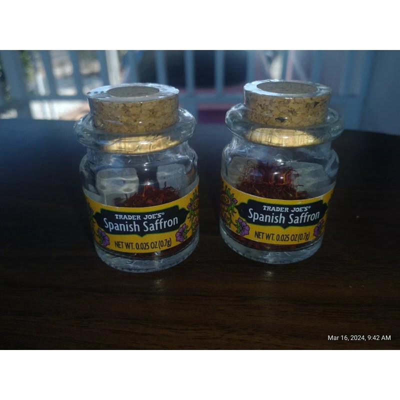 Trader Joe's 2x Trader Joe's @ Spanish Selected Saffron Threads