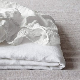 Simple&Opulence Double Fitted Sheet, 100% Natural Linen Bed Sheet with 35cm Deep Pocket, Breathable Cozy Mattress Protector for Summer (White,137x190cm)