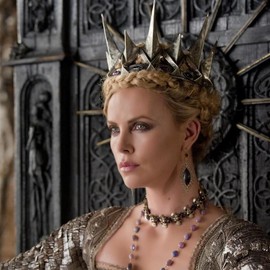 Queen King Opal Crown Round Royal Crown For Prom Pageant Birthday Party Valentines Costume (Large Size 7.28" Diameter,Dark Gold With Purple Stone)