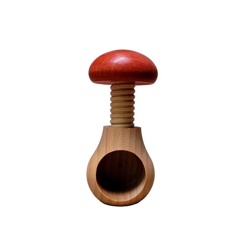 Wooden World 2 x Nutcracker made from natural beech wood