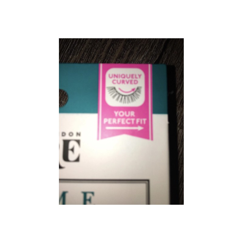 Eylure London Volume Feather Light False Eyelashes No. 070 Adhesive